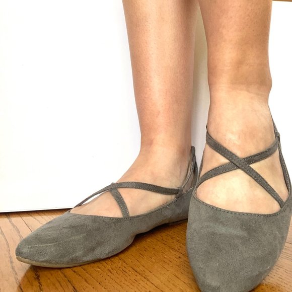 GAP faux suede flats - Picture 11 of 11